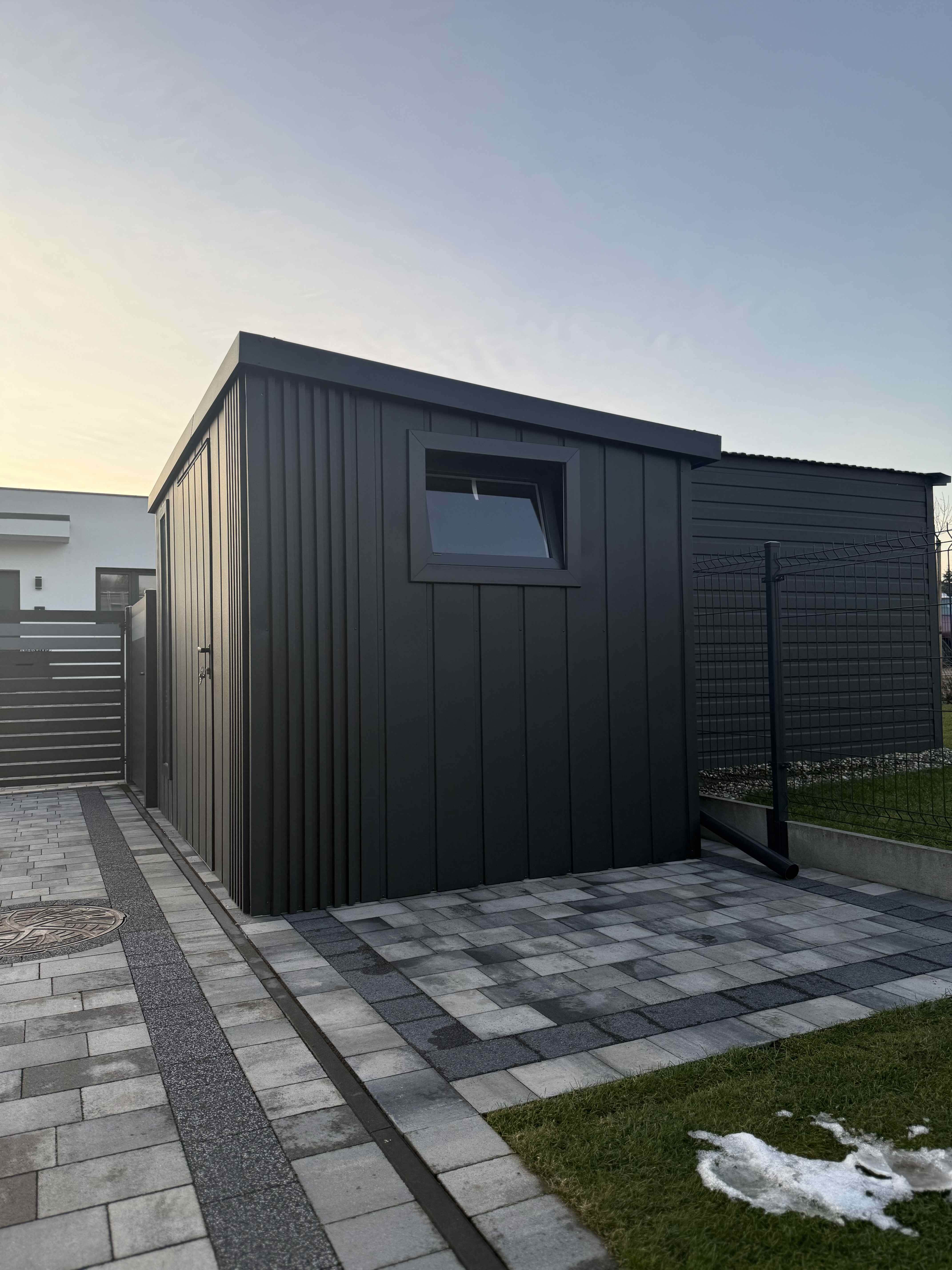 Domek narzędziowy 320x210 - obrazek 2